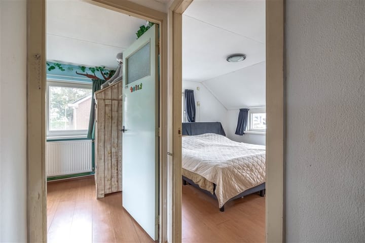 Photo 21 of 54e laan 2