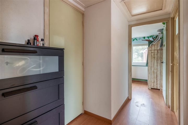 Photo 24 of 54e laan 2