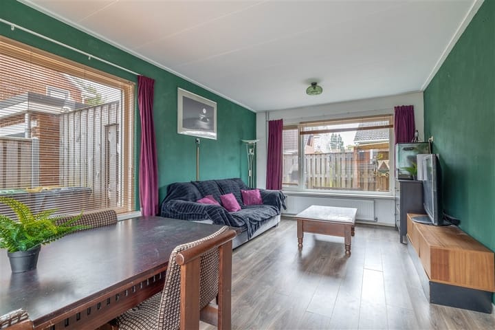 Photo 2 of 54e laan 2