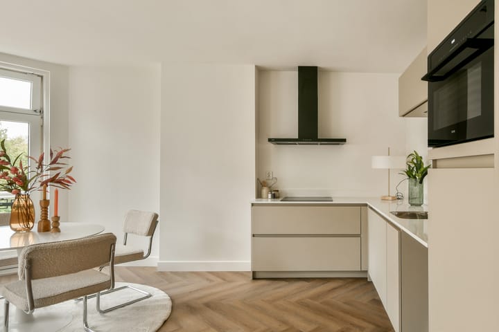 Foto 10 van Eerste Van der Helststraat 82-2