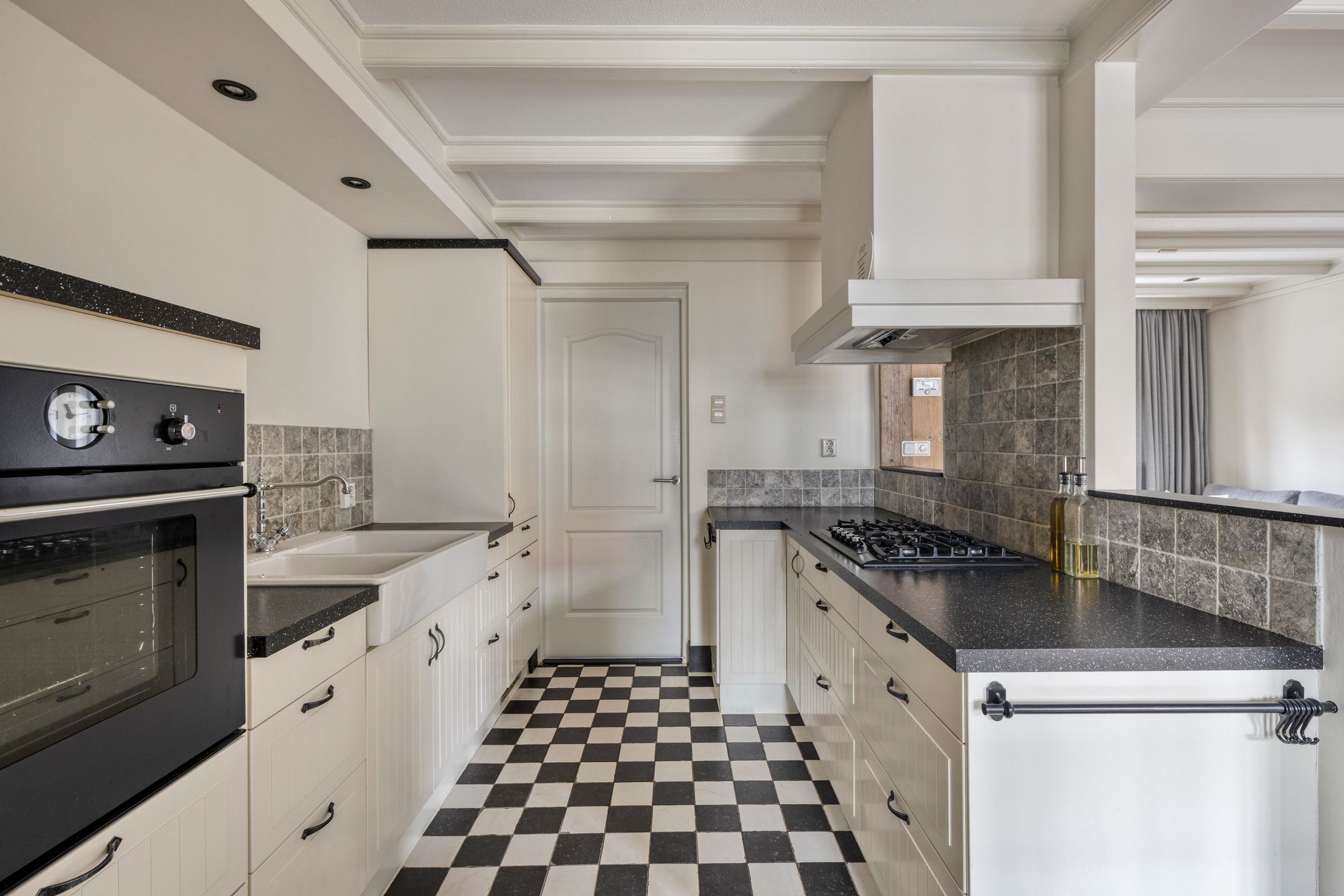 Foto 18 van Irenestraat 20