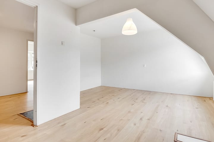 Foto 30 van Sumatrastraat 4-BS