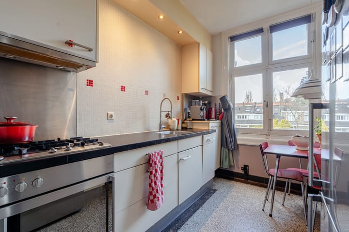 Foto 21 van Raphaëlstraat 24-2