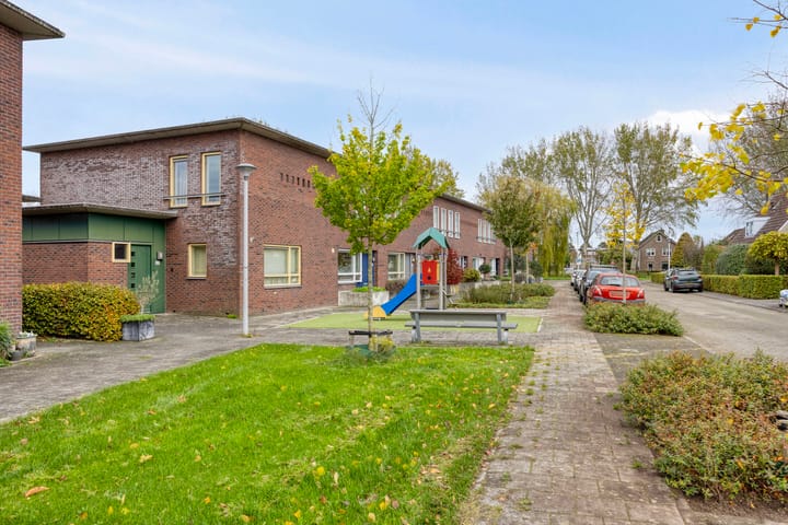 Foto 24 van Linnenweverstraat 32