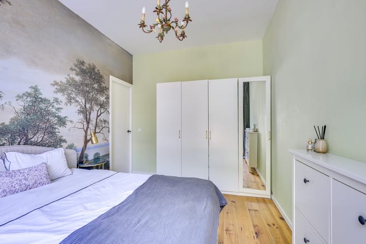 Photo 23 of Vondellaan 35-A