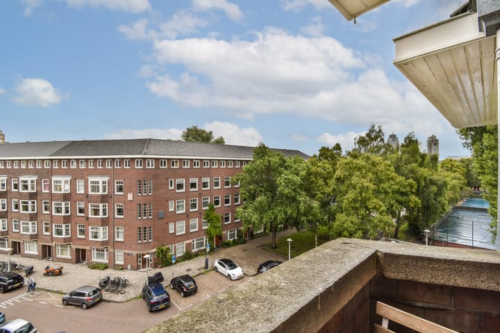 Photo 16 of Kinderdijkstraat 26-4