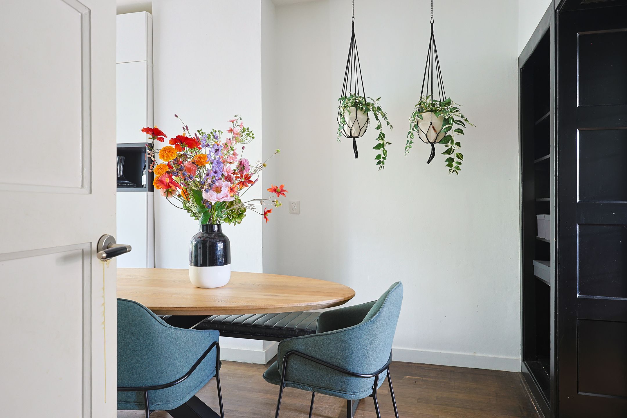 Photo 6 of Van Swindenstraat 6