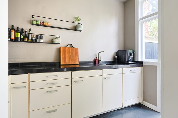 Foto 13 van Van Swindenstraat 6