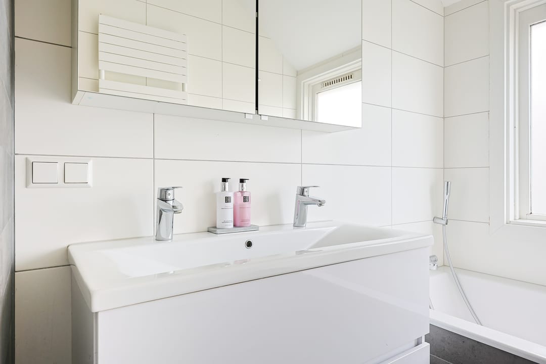 Photo 28 of Van Swindenstraat 6