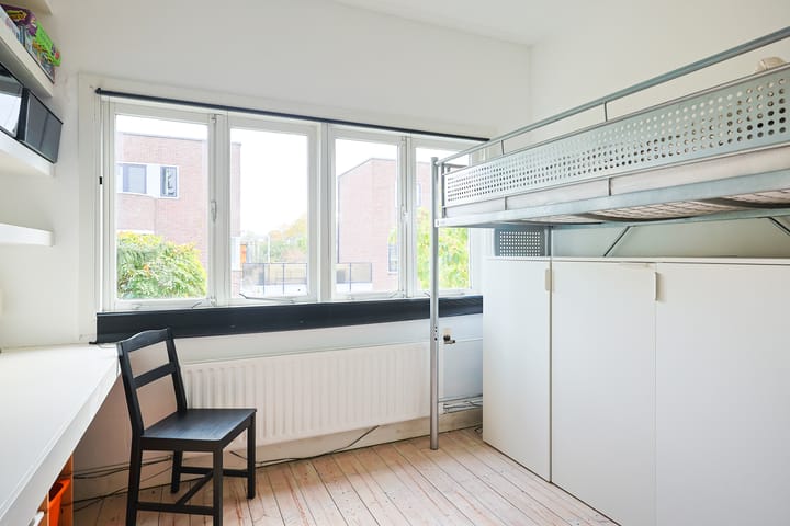 Foto 33 van Van Swindenstraat 6