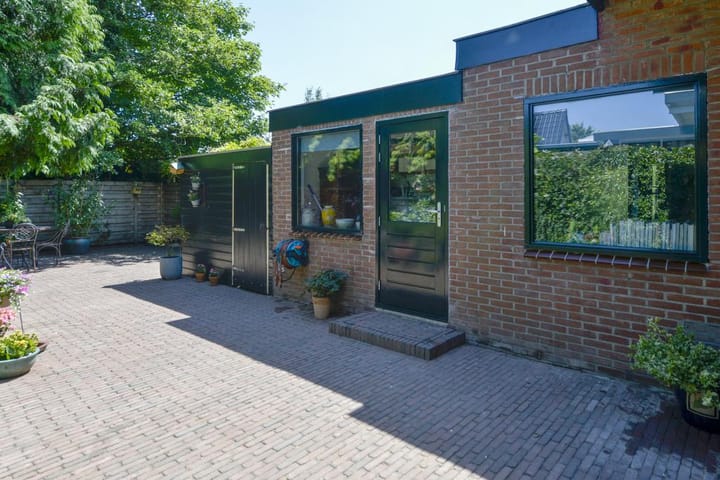 Photo 15 of Kennemerstraatweg 624