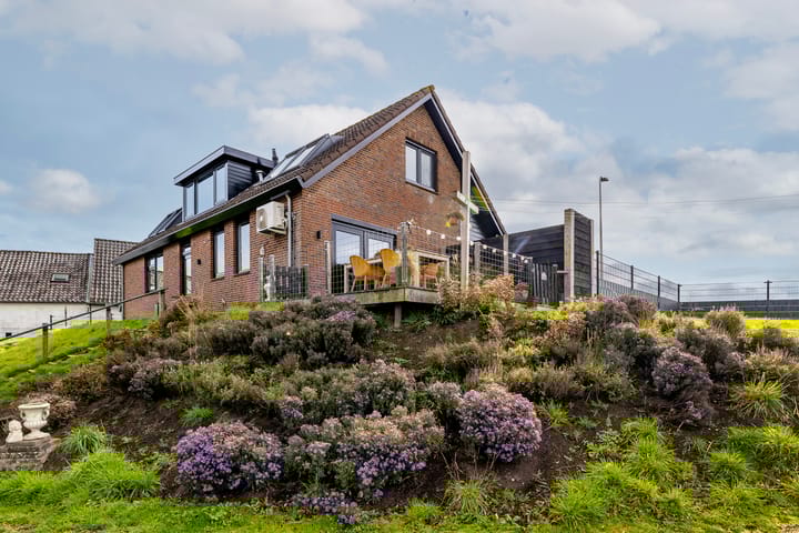 Photo 8 of Weelsedijk 46