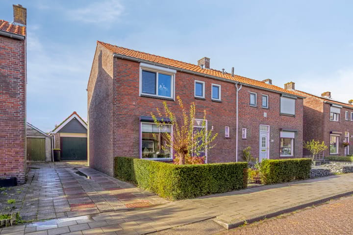 Meidoornstraat 17