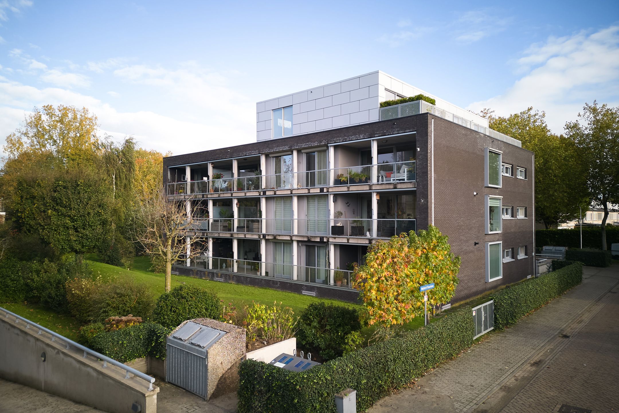 Foto 24 van Wulfert Floorlaan 14