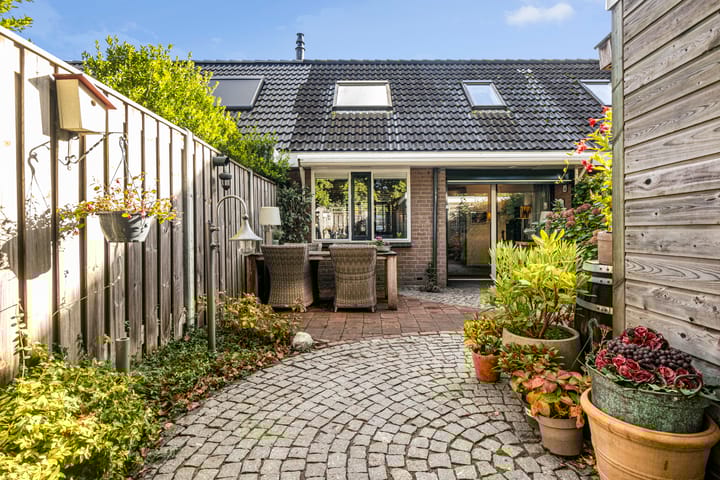 Photo 4 of Valkenier 15