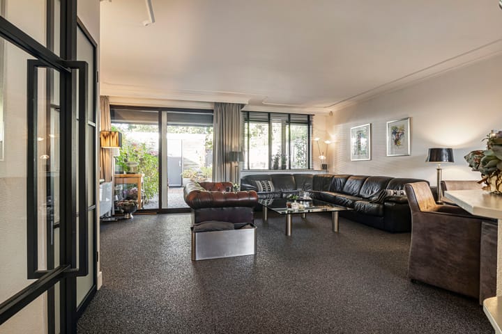 Photo 8 of Valkenier 15