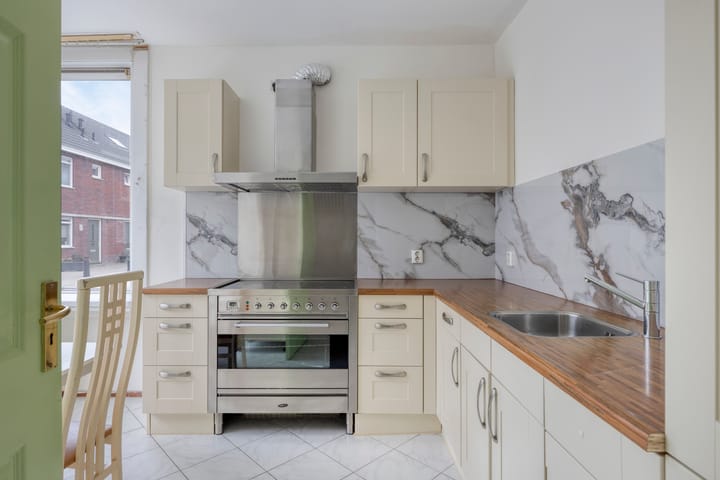 Photo 9 of Daltonstraat 46