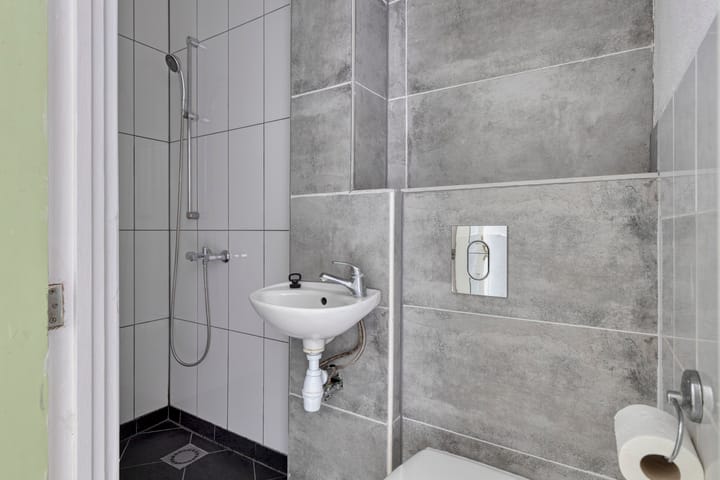 Photo 21 of Daltonstraat 46