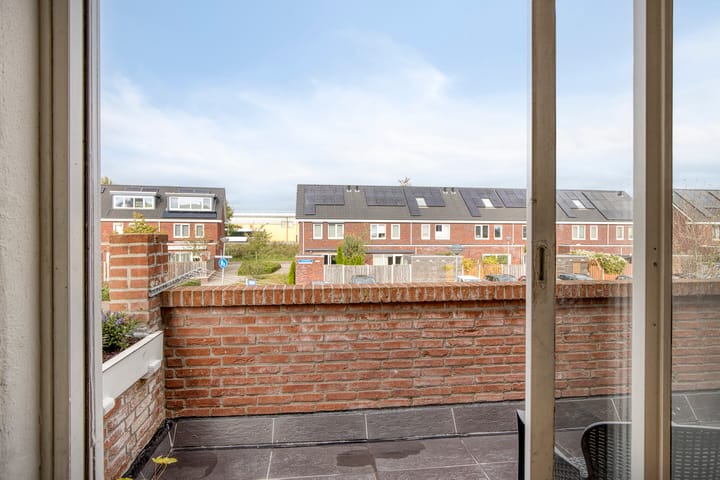 Photo 34 of Daltonstraat 46