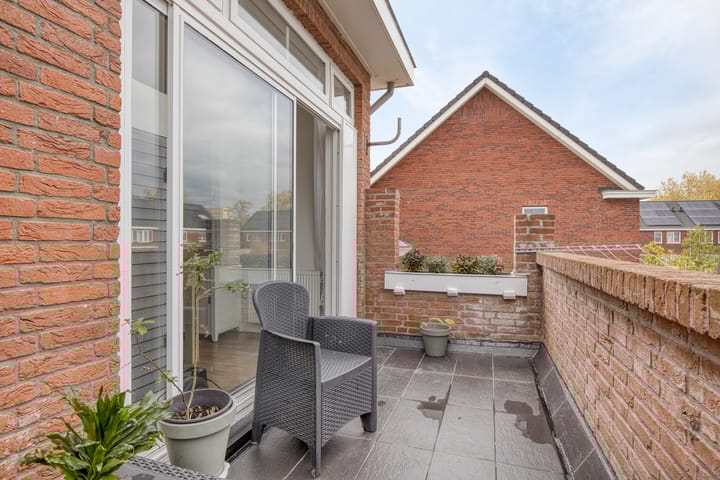 Photo 36 of Daltonstraat 46