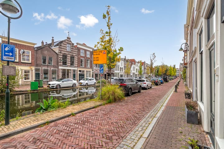 Photo 21 of Lange Dwarsstraat 7