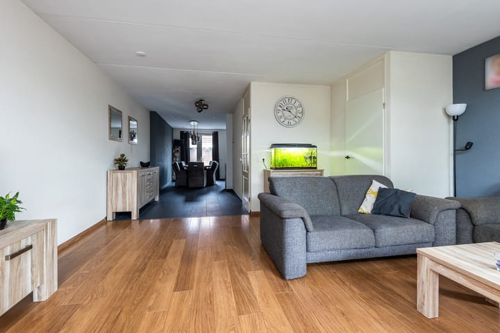 Photo 4 of de Jakke 19