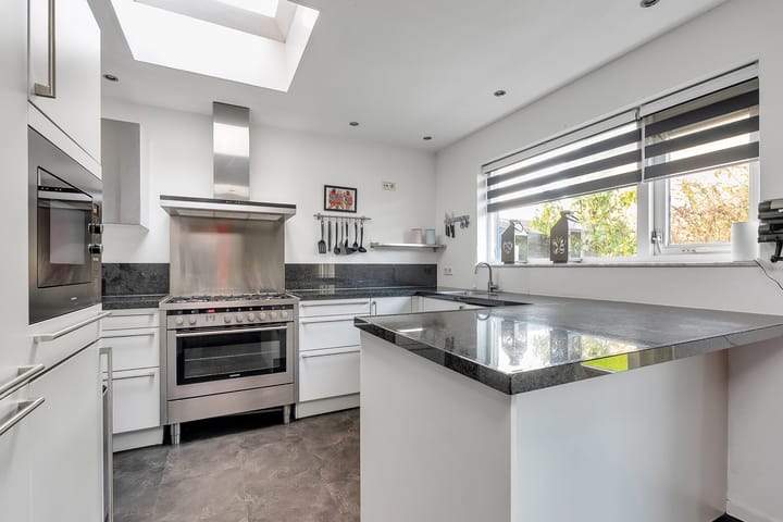 Photo 14 of Teugel 7