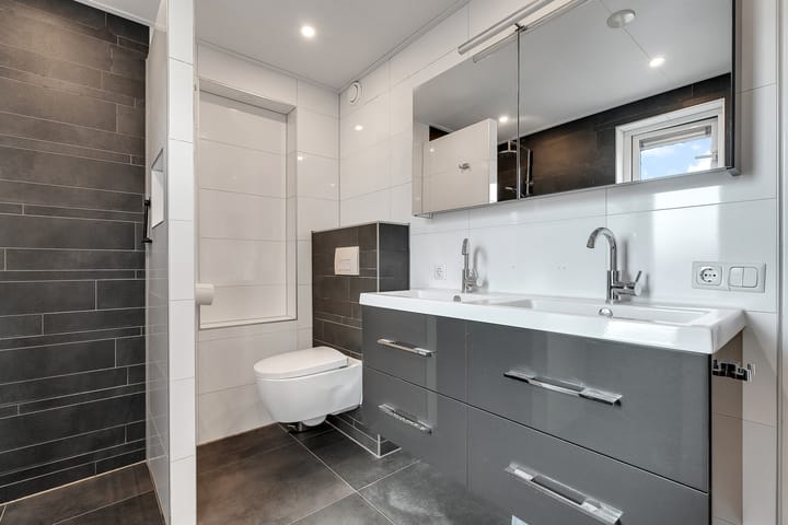 Photo 29 of Teugel 7