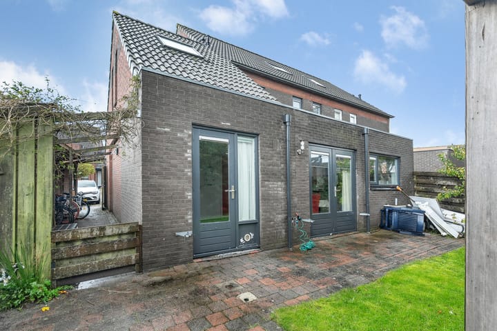 Photo 36 of Teugel 7