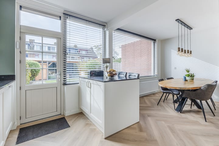 Foto 12 van Uranusstraat 6