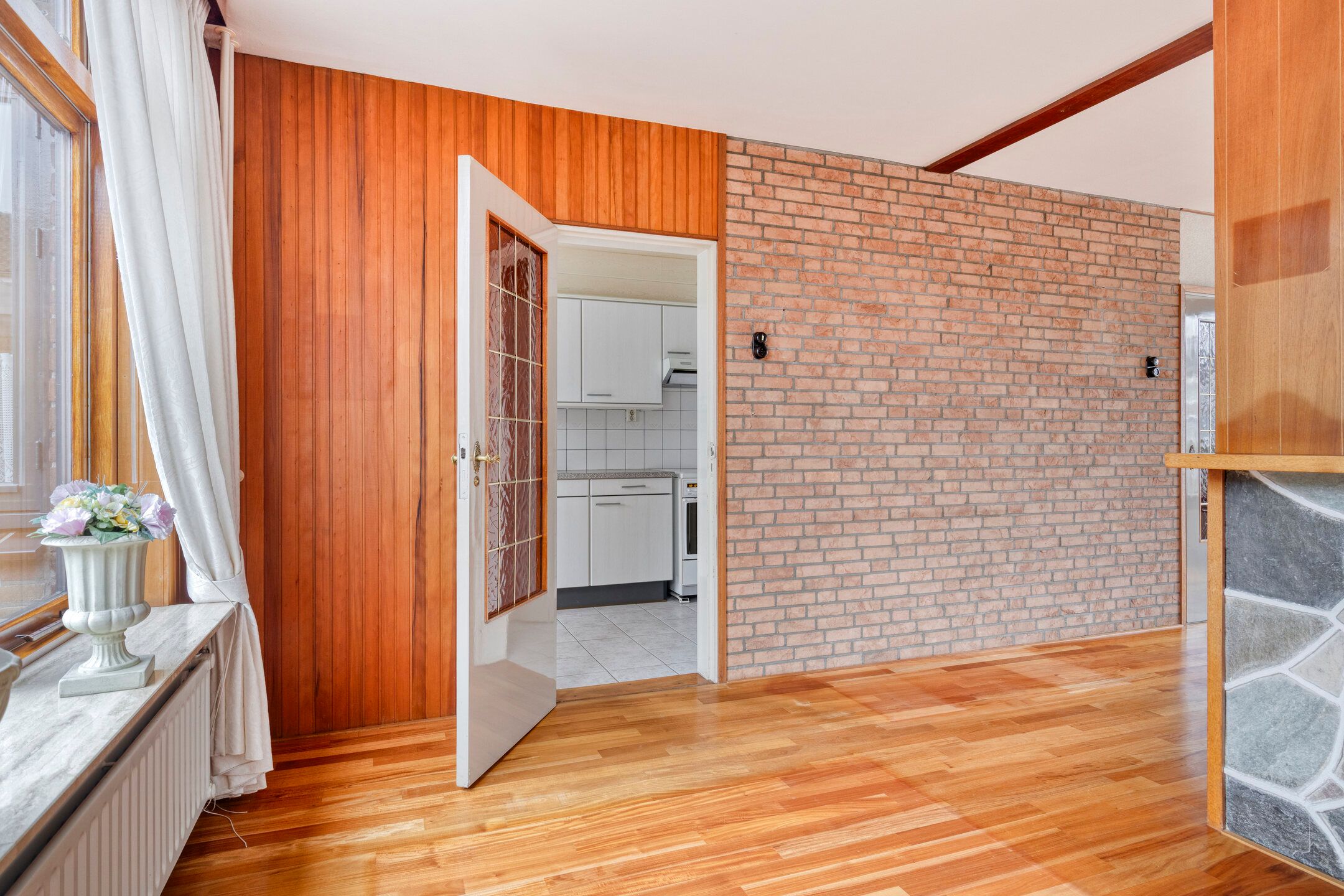 Foto 12 van Van Schendelstraat 20