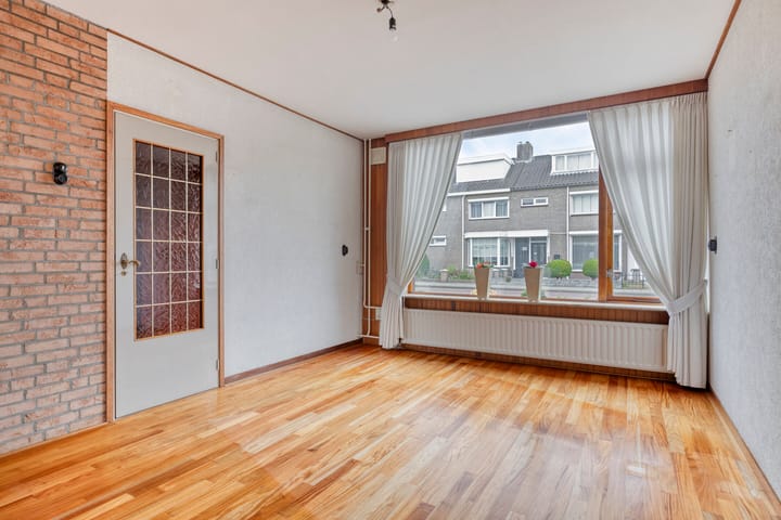 Foto 7 van Van Schendelstraat 20