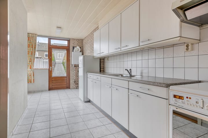 Foto 13 van Van Schendelstraat 20