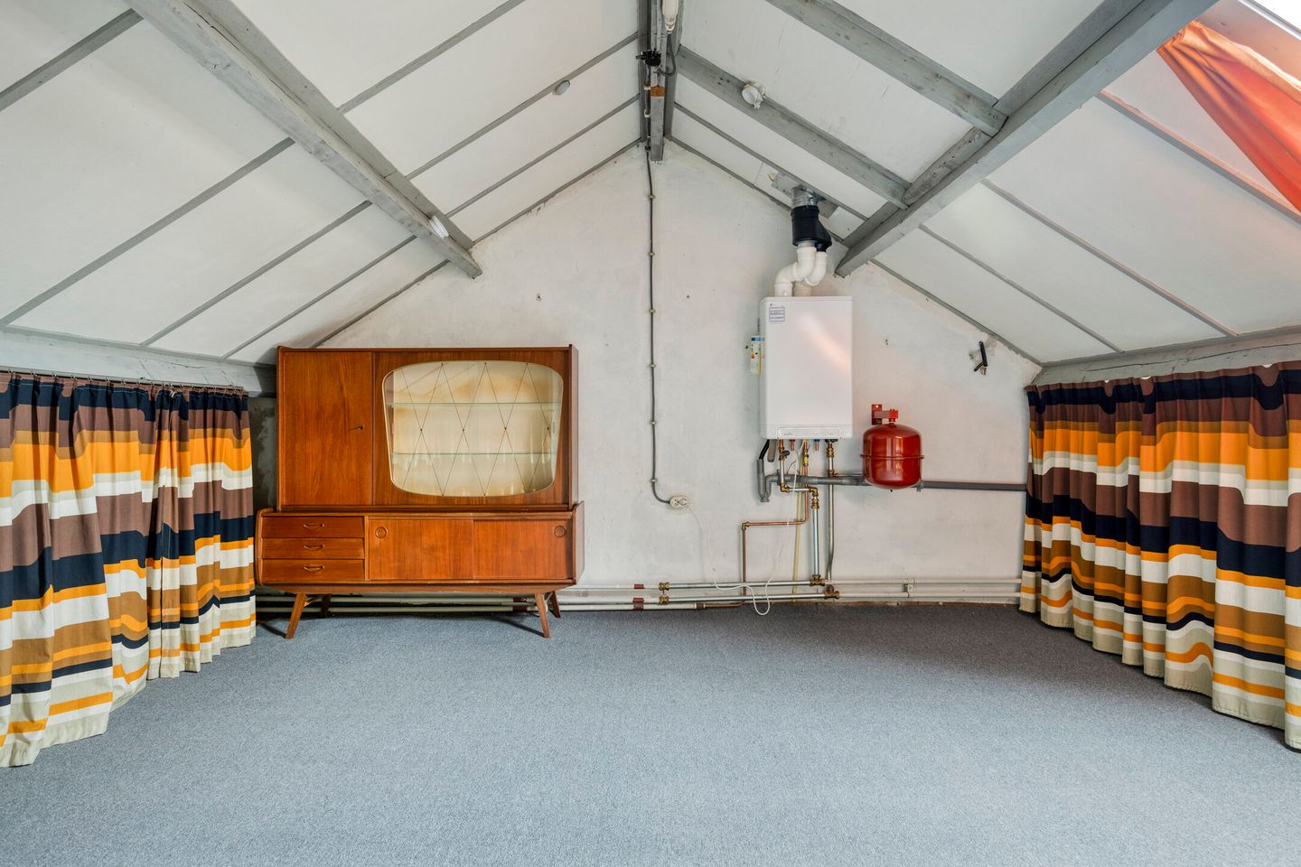 Foto 34 van Van Schendelstraat 20