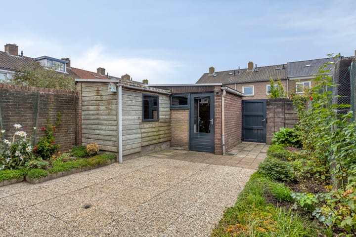 Foto 38 van Van Schendelstraat 20