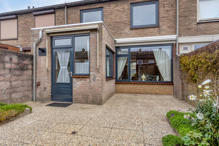 Foto 42 van Van Schendelstraat 20