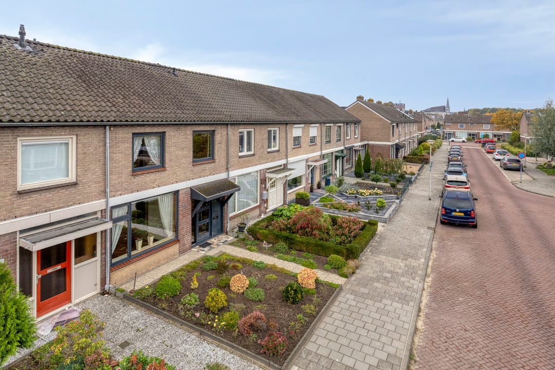 Foto 43 van Van Schendelstraat 20