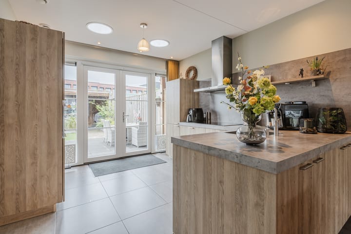 Photo 14 of Citadel 9