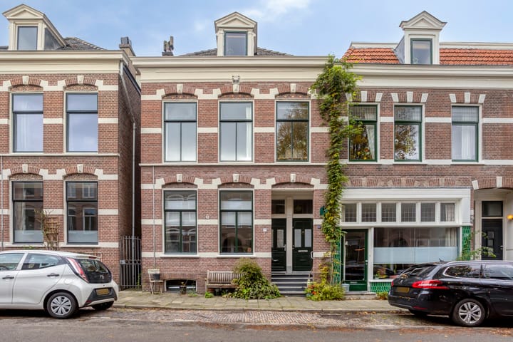 Alexanderstraat 25