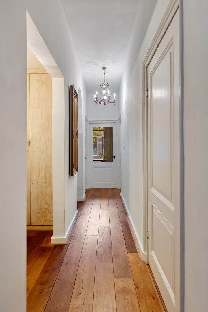 Photo 8 of Alexanderstraat 25