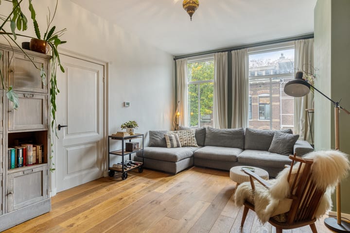 Photo 11 of Alexanderstraat 25