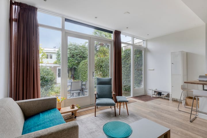 Photo 3 of Burgemeester van der Voort van Zijplaan 46