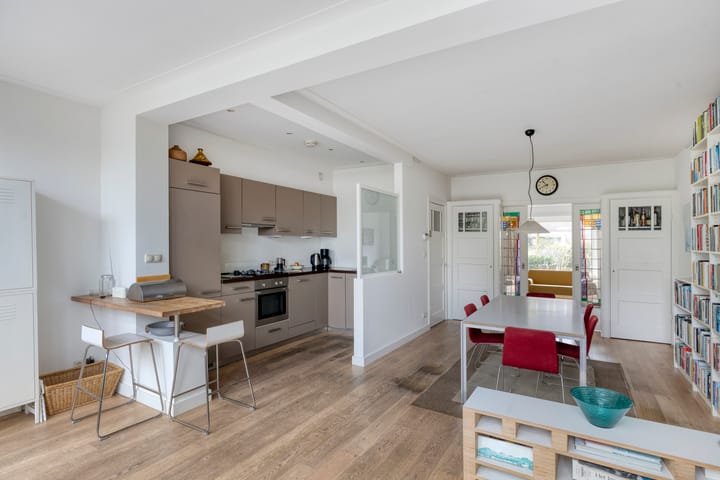 Photo 17 of Burgemeester van der Voort van Zijplaan 46