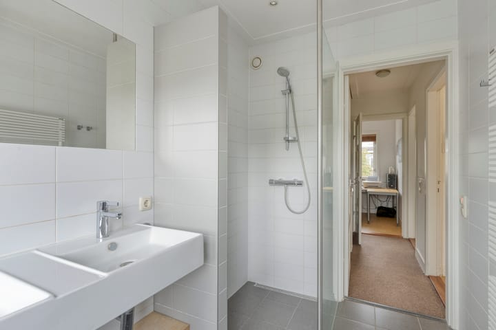 Photo 25 of Burgemeester van der Voort van Zijplaan 46