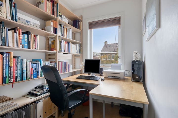 Photo 28 of Burgemeester van der Voort van Zijplaan 46