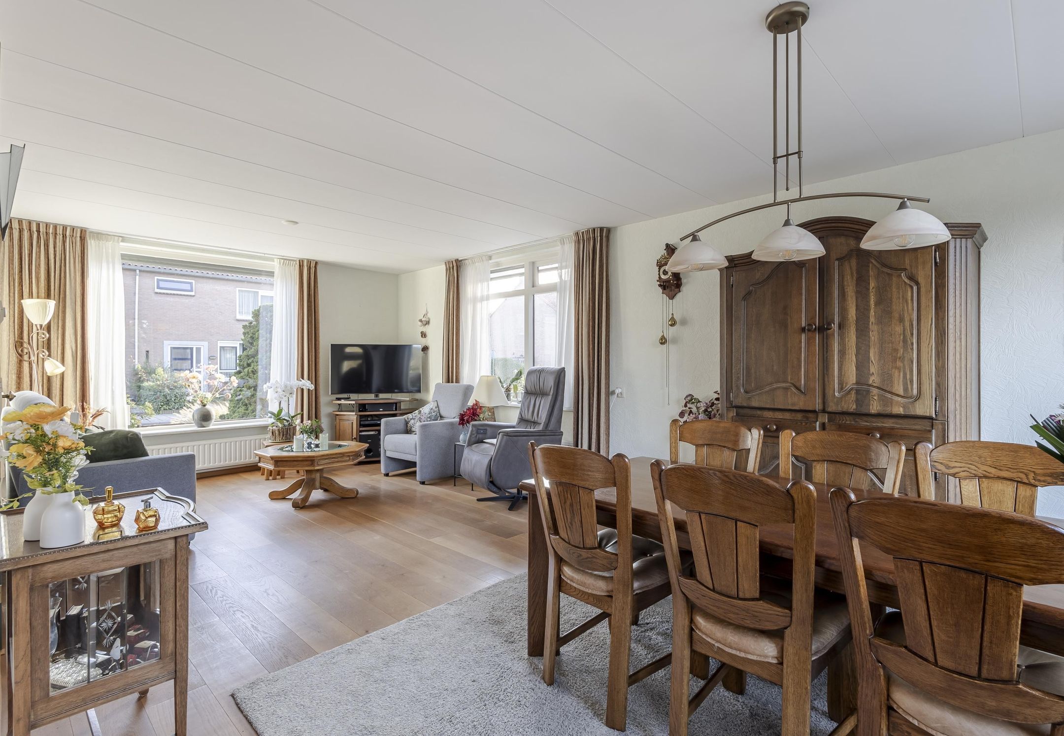 Foto 9 van Julianastraat 61