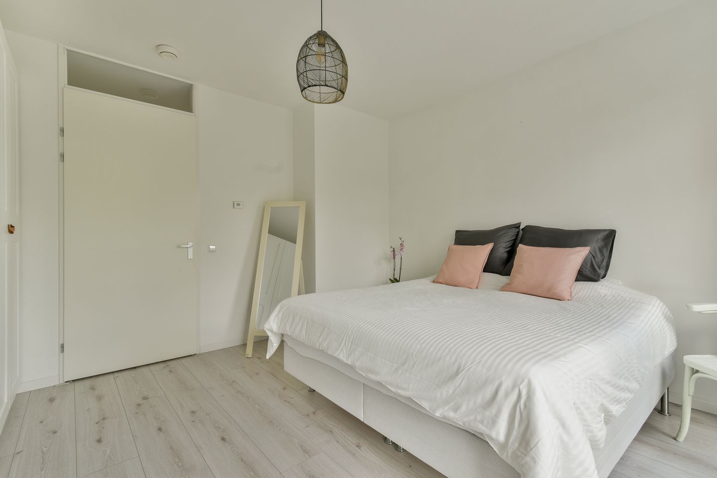 Photo 20 of Waterlandplein 18-B