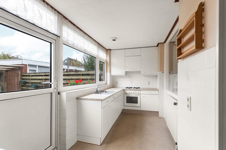 Foto 12 van Heuveloordweg 2