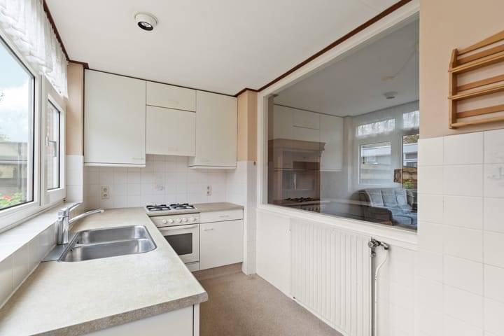 Foto 14 van Heuveloordweg 2