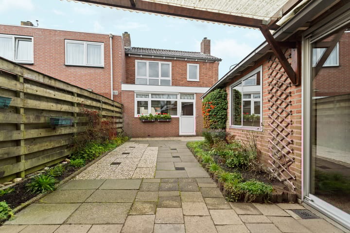 Foto 20 van Heuveloordweg 2